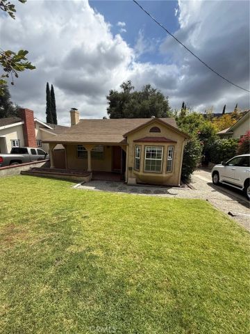 2828 Hermosa Ave, La Crescenta, CA 91214