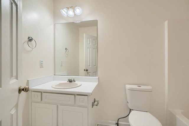 391 Lake Valley Drive, Loganville, GA 30052