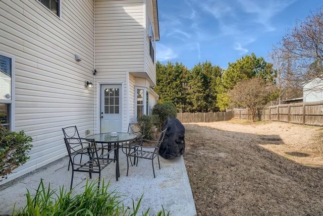 391 Lake Valley Drive, Loganville, GA 30052