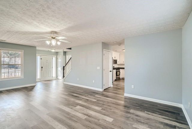 391 Lake Valley Drive, Loganville, GA 30052