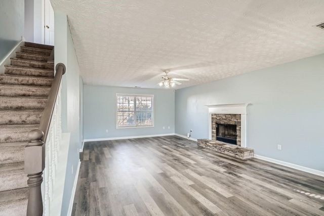 391 Lake Valley Drive, Loganville, GA 30052