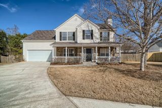 391 Lake Valley Drive, Loganville, GA 30052