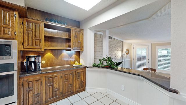 1402 Canadian Circle, Grand Prairie, TX 75050