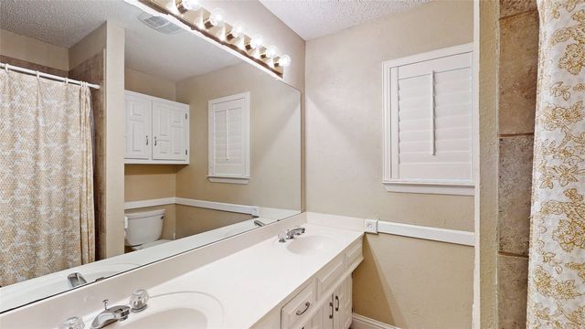 1402 Canadian Circle, Grand Prairie, TX 75050