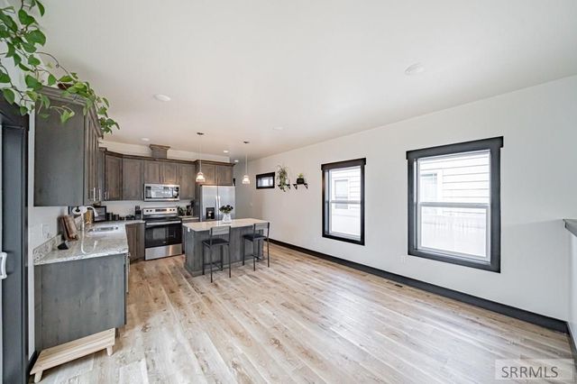 352 7th Street, Idaho Falls, ID 83401