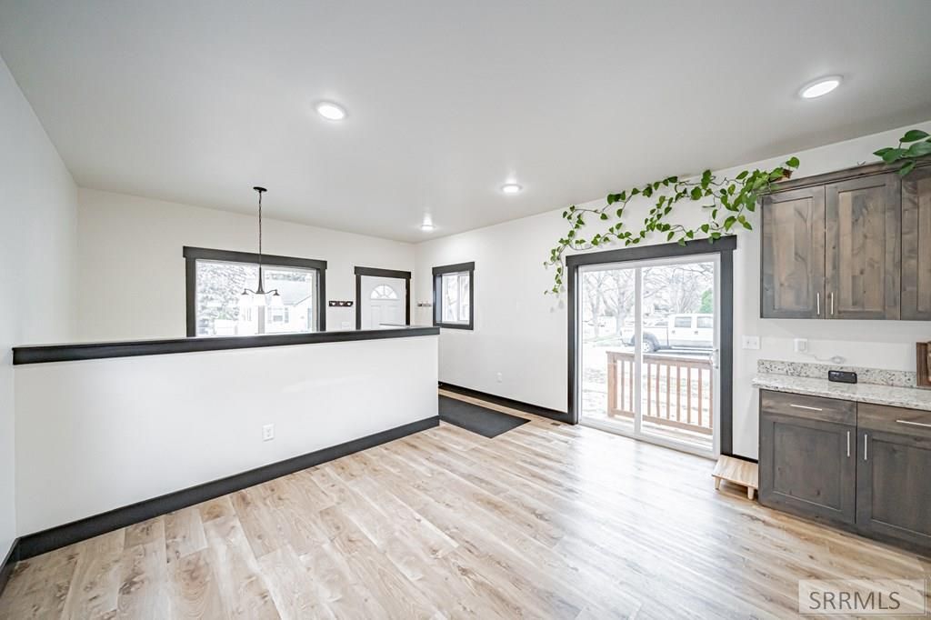 Image 3 of property listing at 352 7th Street, Idaho Falls, ID 83401