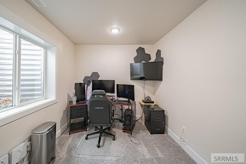 Image 31 of property listing at 352 7th Street, Idaho Falls, ID 83401