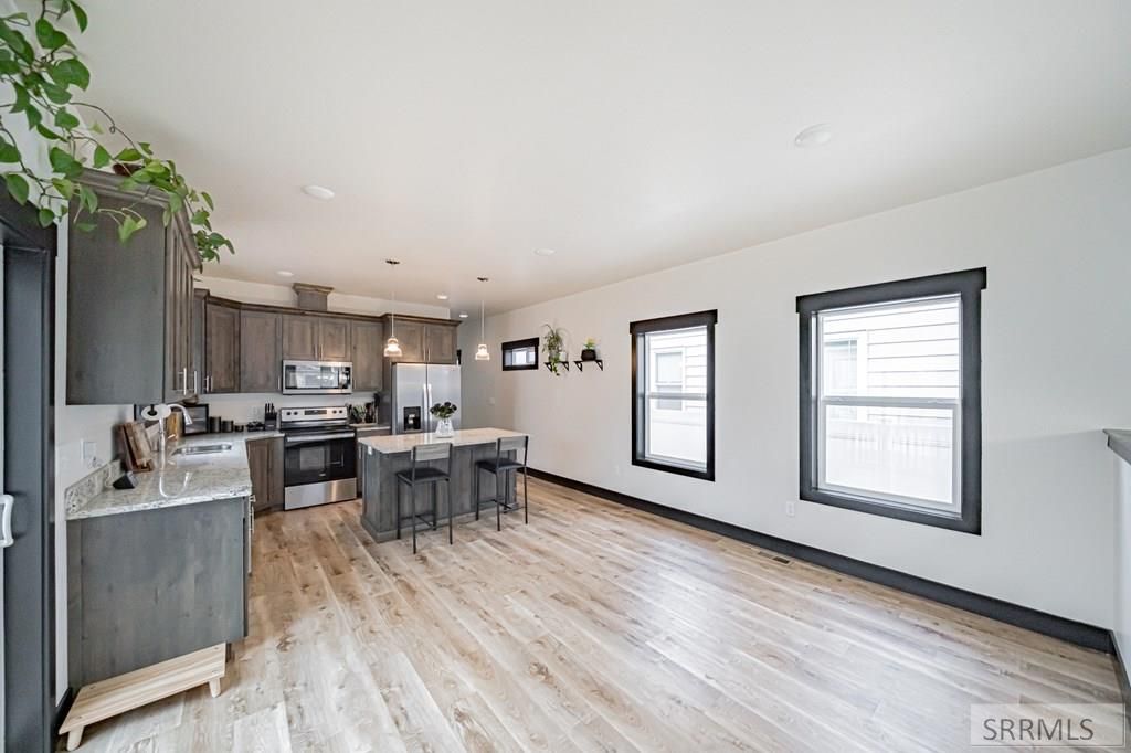 Image 7 of property listing at 352 7th Street, Idaho Falls, ID 83401