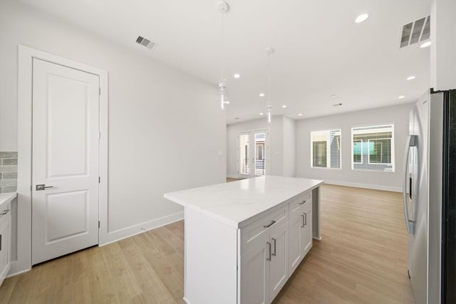1398 Cedar Post Lane, Houston, TX 77055