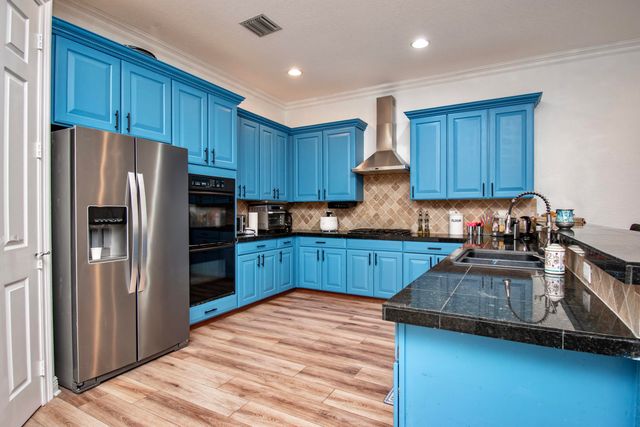 10833 Lake Wynds Court, Boynton Beach, FL 33437