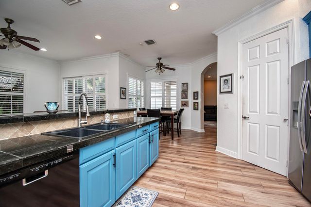 10833 Lake Wynds Court, Boynton Beach, FL 33437