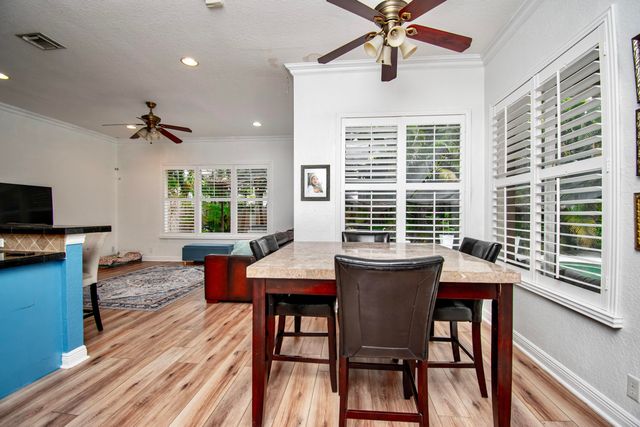 10833 Lake Wynds Court, Boynton Beach, FL 33437