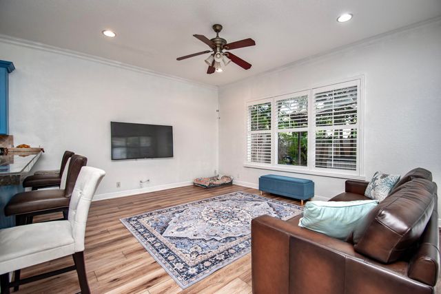 10833 Lake Wynds Court, Boynton Beach, FL 33437