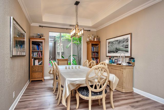 10833 Lake Wynds Court, Boynton Beach, FL 33437