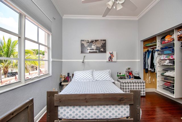 10833 Lake Wynds Court, Boynton Beach, FL 33437