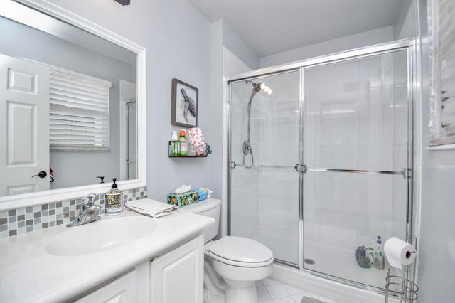 10833 Lake Wynds Court, Boynton Beach, FL 33437