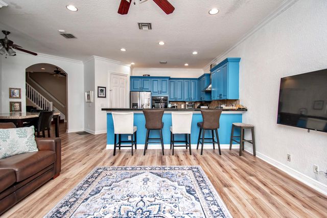 10833 Lake Wynds Court, Boynton Beach, FL 33437