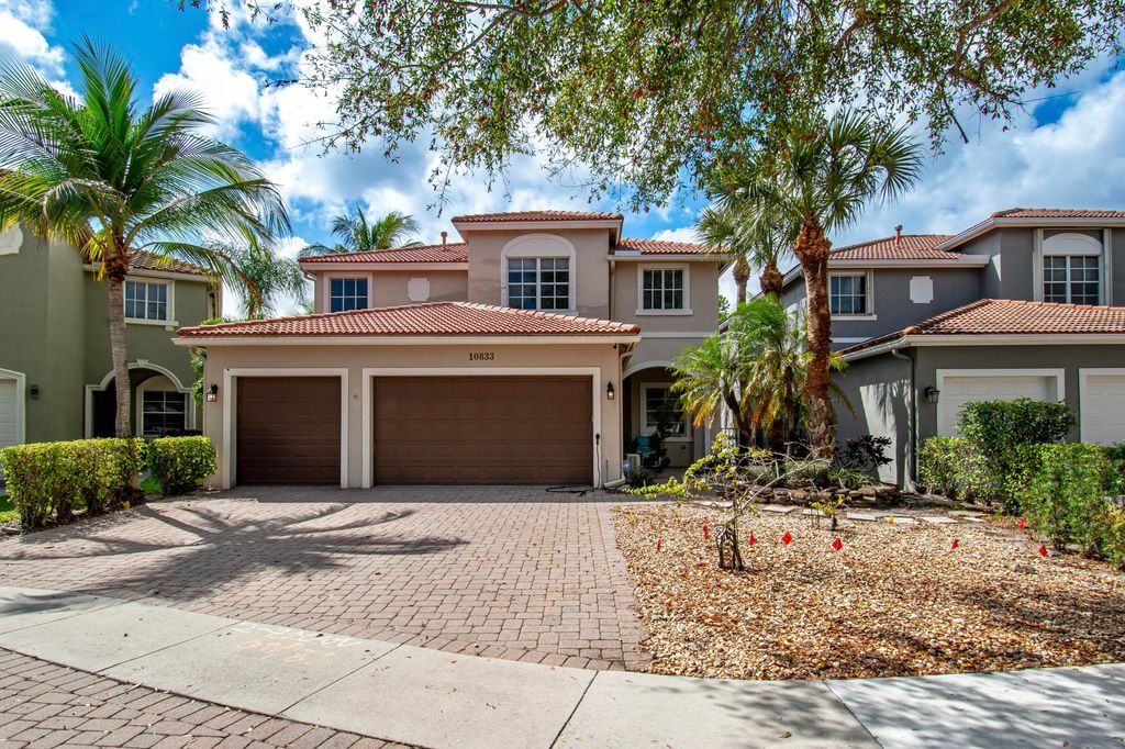 10833 Lake Wynds Court, Boynton Beach, FL 33437