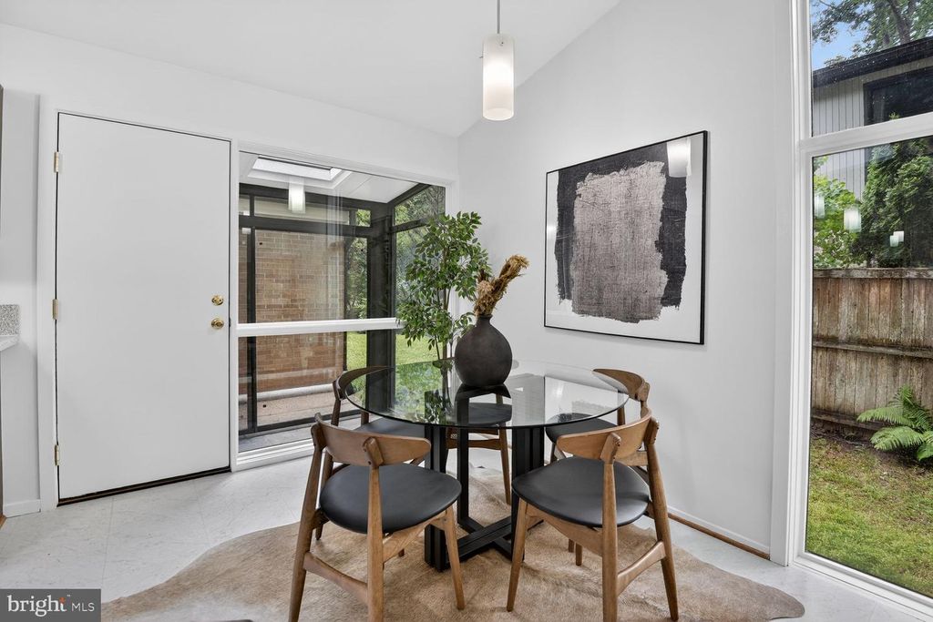 Image 27 of property listing at 7036 BUXTON TER, Bethesda, MD 20817