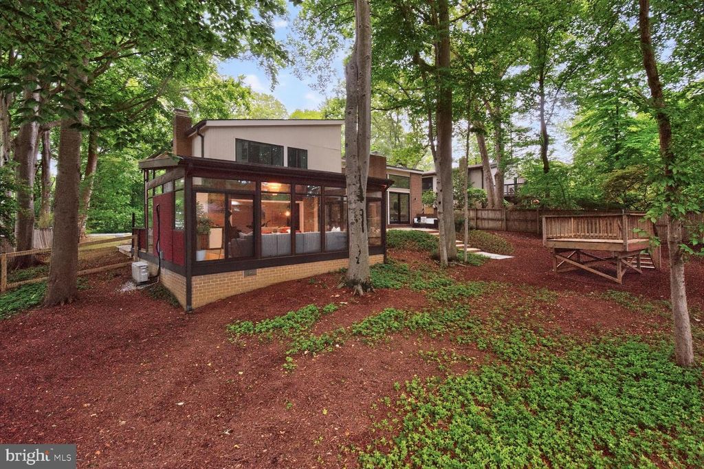 Image 84 of property listing at 7036 BUXTON TER, Bethesda, MD 20817