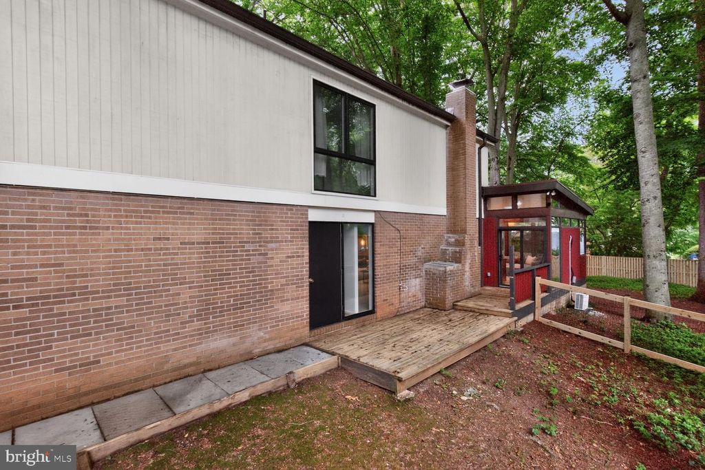 Image 85 of property listing at 7036 BUXTON TER, Bethesda, MD 20817