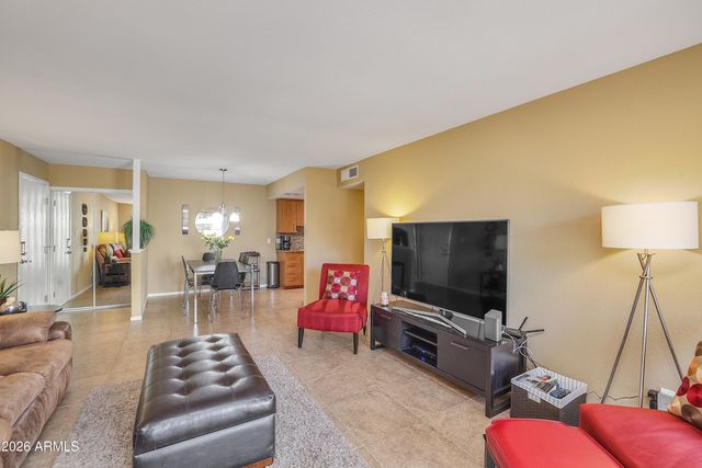 7350 N VIA PASEO DEL SUR -- O105, Scottsdale, AZ 85258