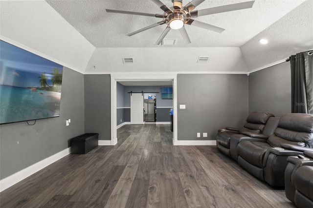 8014 N HABANA AVENUE, Tampa, FL 33614