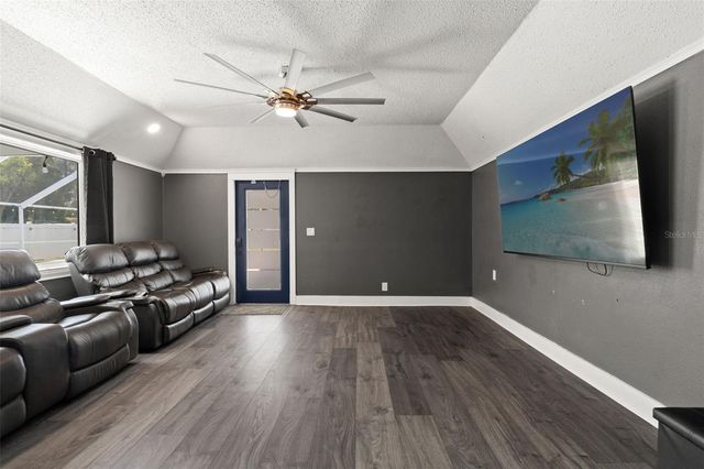 8014 N HABANA AVENUE, Tampa, FL 33614