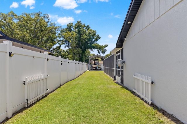 8014 N HABANA AVENUE, Tampa, FL 33614