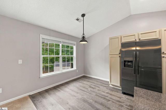 9 Avebury Court, Travelers Rest, SC 29690
