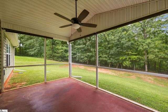 9 Avebury Court, Travelers Rest, SC 29690