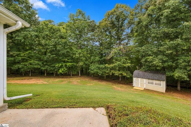 9 Avebury Court, Travelers Rest, SC 29690