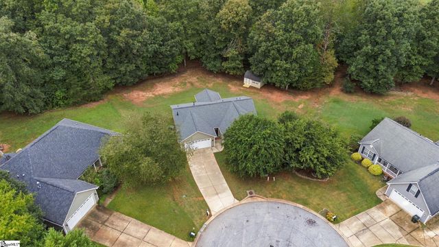9 Avebury Court, Travelers Rest, SC 29690