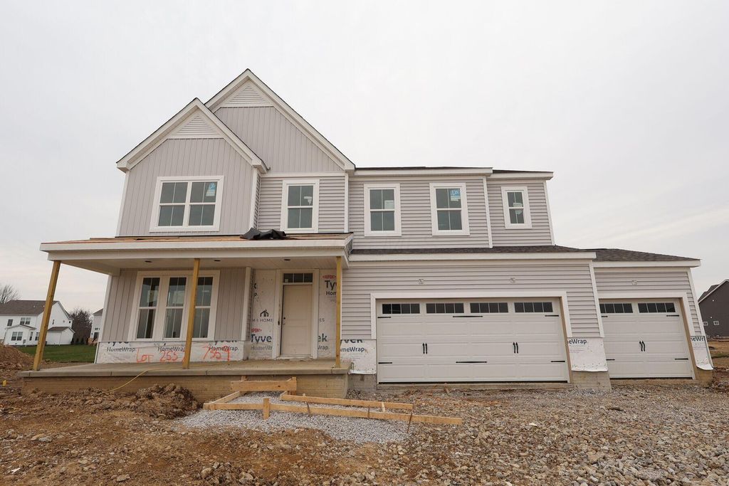 7359 Larkleaf Drive, Plain City, OH 43064