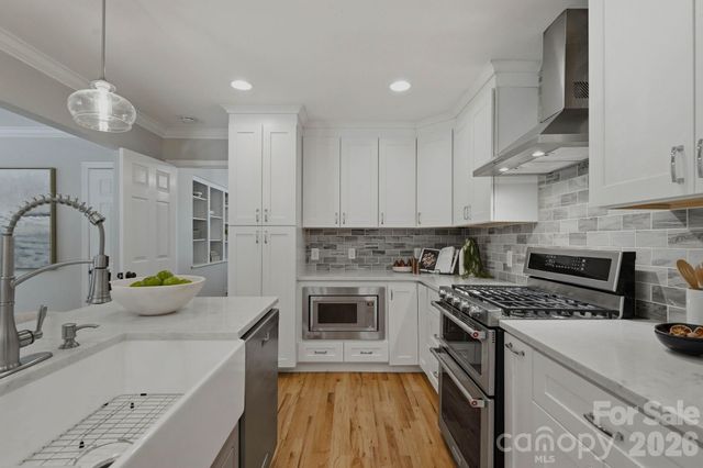 6109 Kingstree Drive, Charlotte, NC 28210
