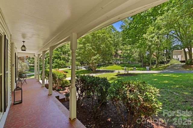 6109 Kingstree Drive, Charlotte, NC 28210