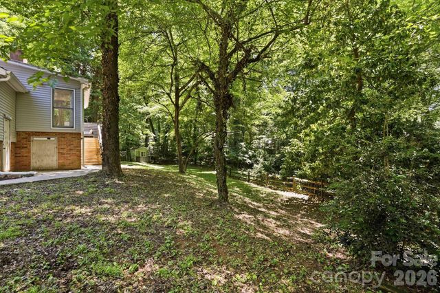 6109 Kingstree Drive, Charlotte, NC 28210