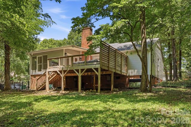 6109 Kingstree Drive, Charlotte, NC 28210