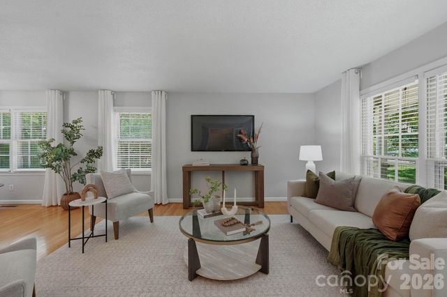 6109 Kingstree Drive, Charlotte, NC 28210