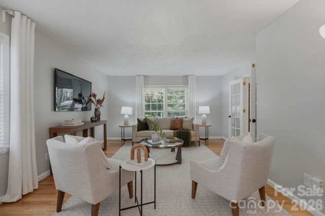 6109 Kingstree Drive, Charlotte, NC 28210