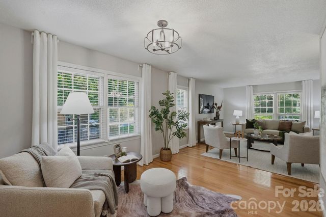 6109 Kingstree Drive, Charlotte, NC 28210