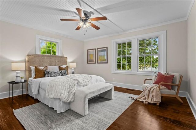 266 Crescent SW Circle, Marietta, GA 30064