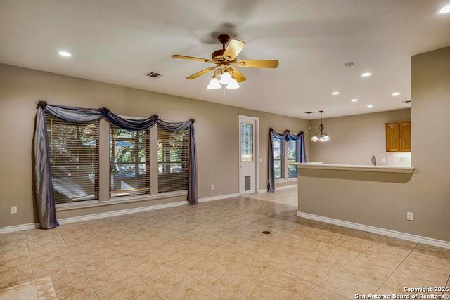 18347 Emerald Oaks, San Antonio, TX 78259