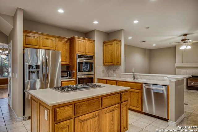 18347 Emerald Oaks, San Antonio, TX 78259