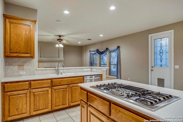 18347 Emerald Oaks, San Antonio, TX 78259