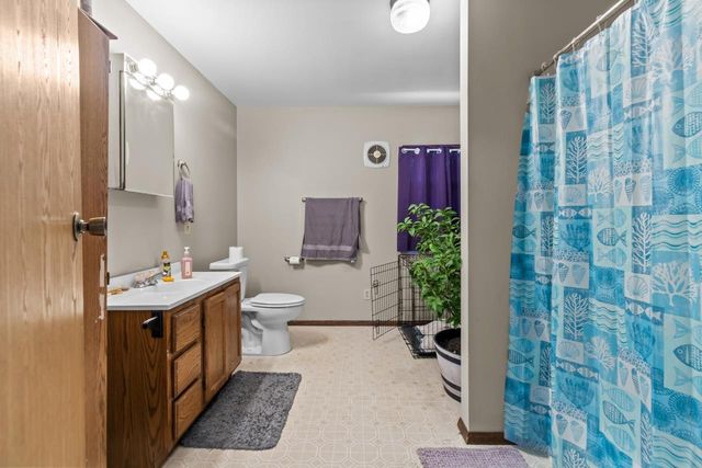 28 E 11TH STREET, Fond Du Lac, WI 54935