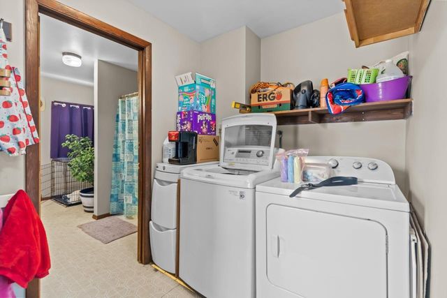 28 E 11TH STREET, Fond Du Lac, WI 54935