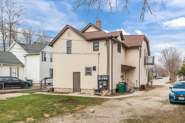 28 E 11TH STREET, Fond Du Lac, WI 54935