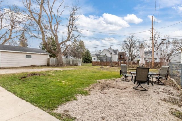 28 E 11TH STREET, Fond Du Lac, WI 54935