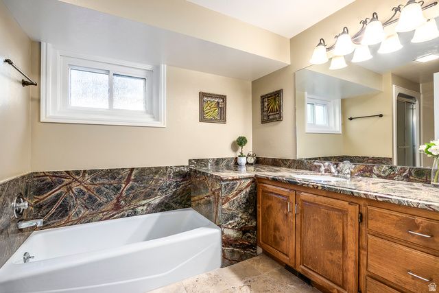 2520 S OAK RIDGE DRIVE DR, Spanish Fork, UT 84660